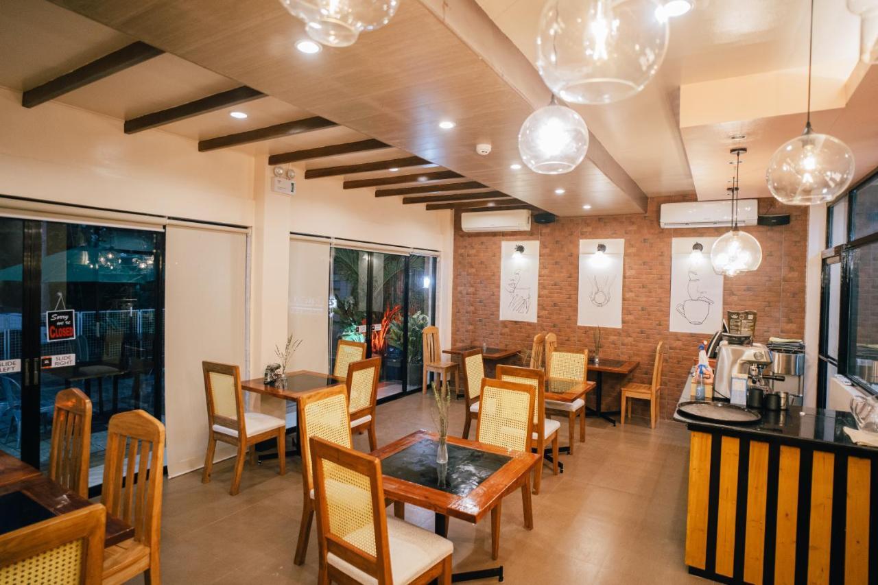 Marieli Suites Near Panglao International Airport Dış mekan fotoğraf